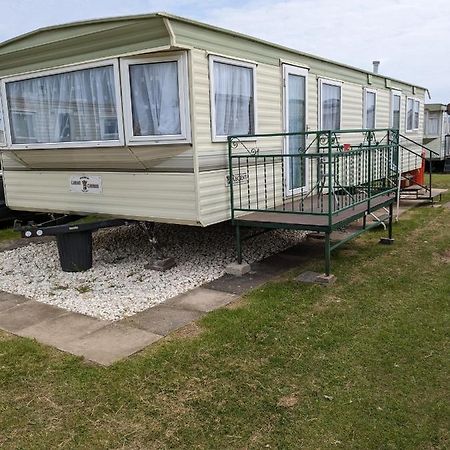 L&G Family Holidays 6 Berth Coral Beach Laura Familys Only And Lead Person Must Be Over 30 Инголдмелс Екстериор снимка