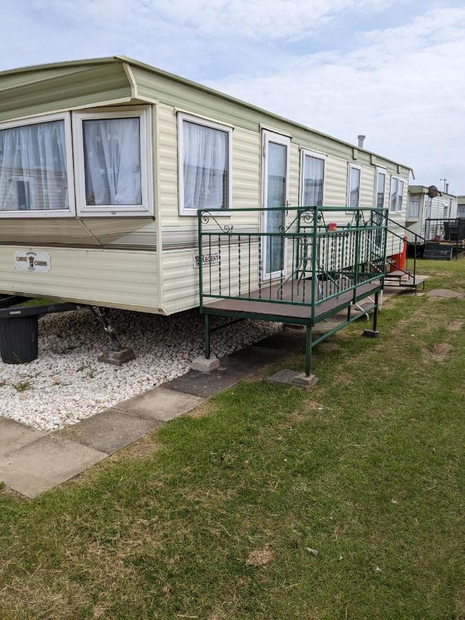 L&G Family Holidays 6 Berth Coral Beach Laura Familys Only And Lead Person Must Be Over 30 Инголдмелс Екстериор снимка